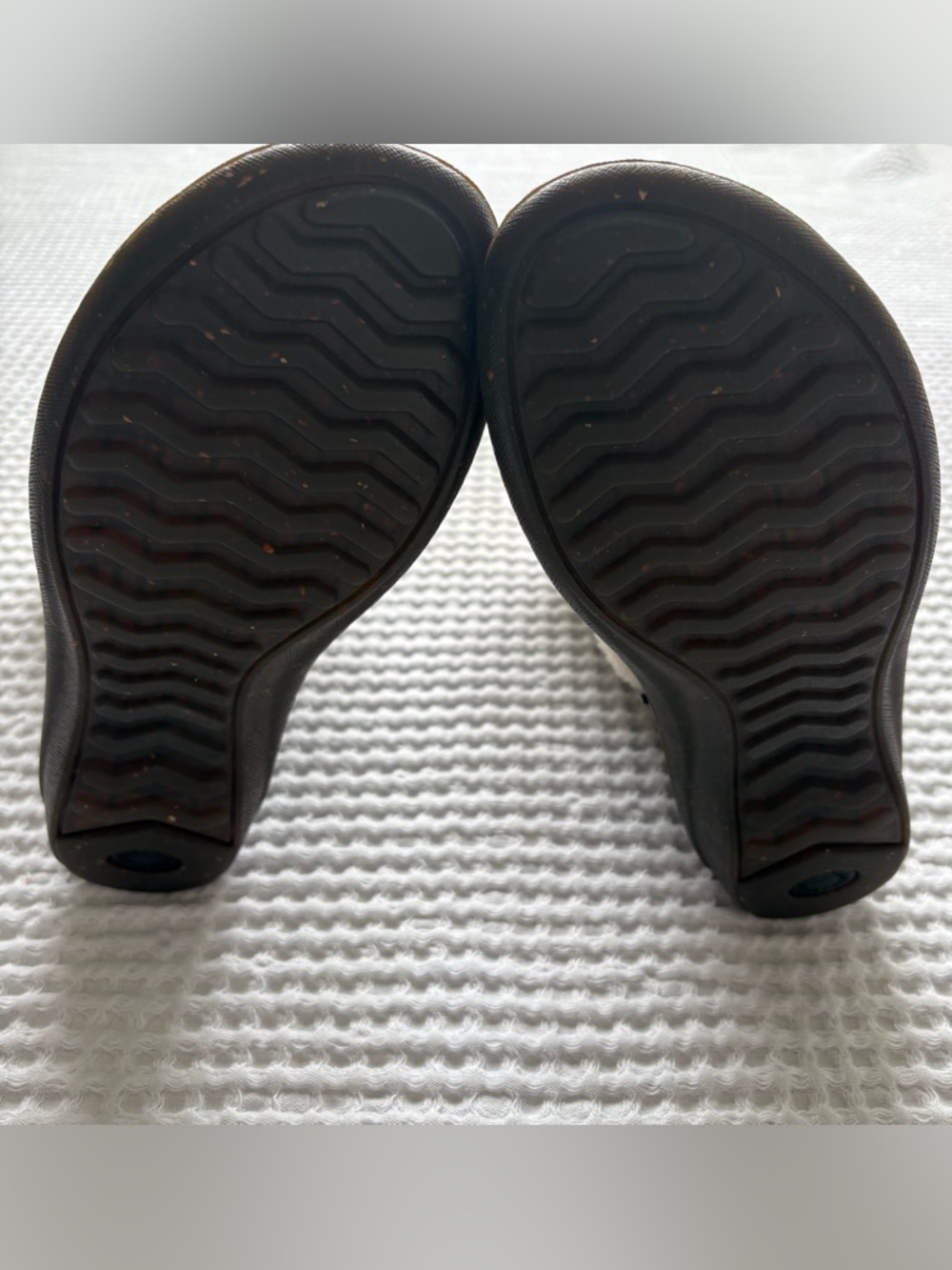 UGG Australia Elijo Black Sheepskin Whipstitch Boots - Women's Size 7 - #5674 - Picture 5 of 9